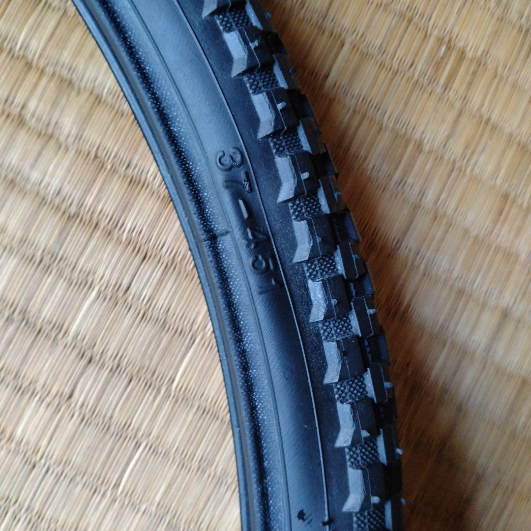 Maxxis HolyRoller タイヤ 20インチ幅:1 3/8インチ