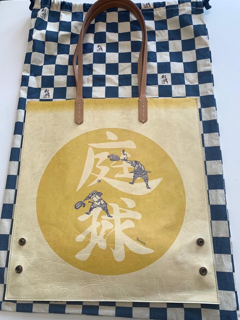 競い文字スクエアトートバッグ