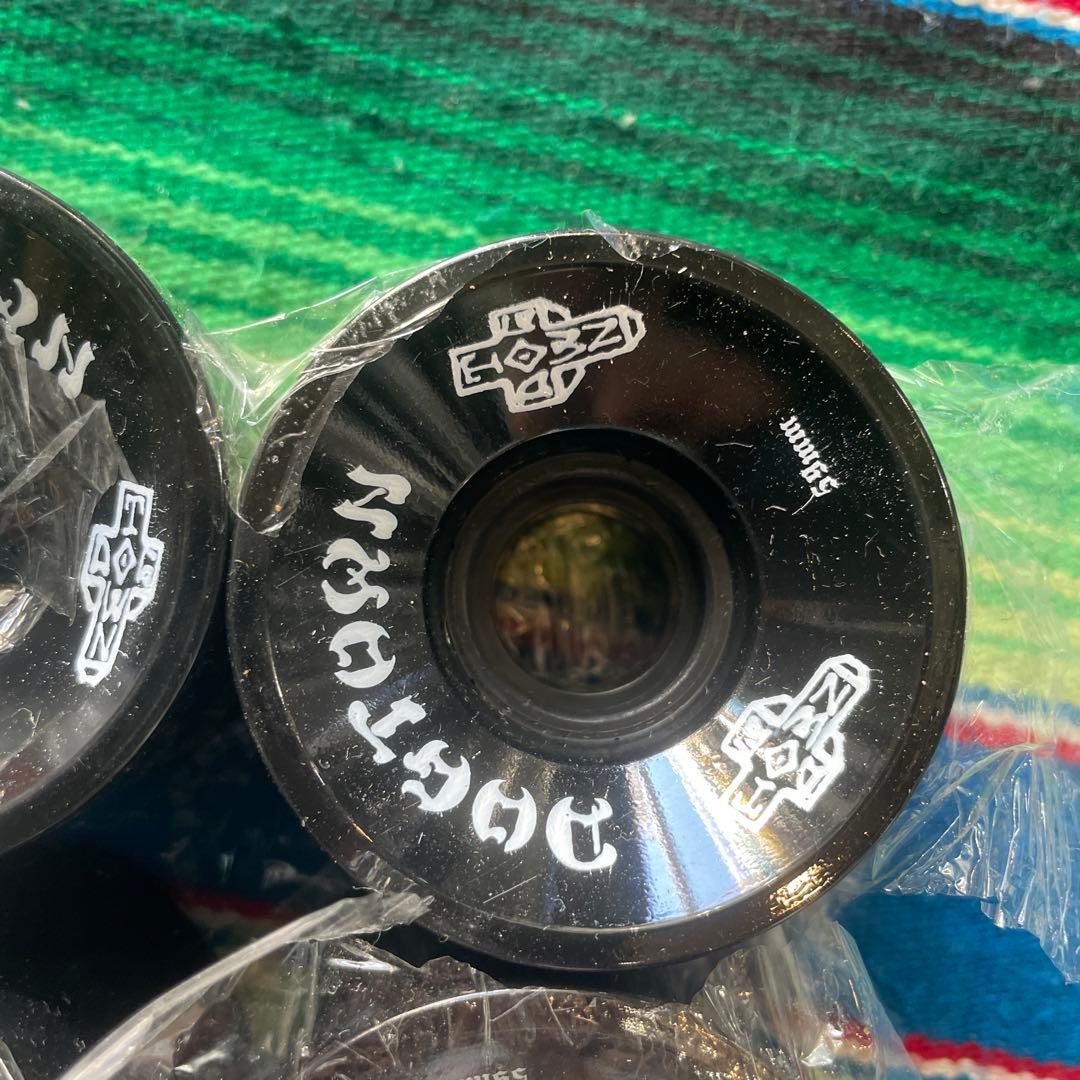 DOGTOWN スケートボードウィール 59mm 4個セット