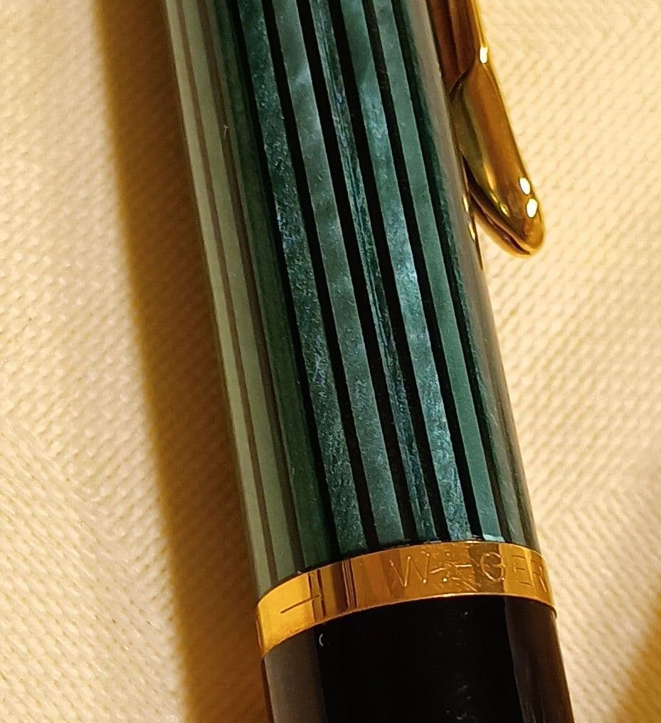 ペリカン　スーベレーン　ボールペンK400旧モデル　西ドイツ製　雛２羽