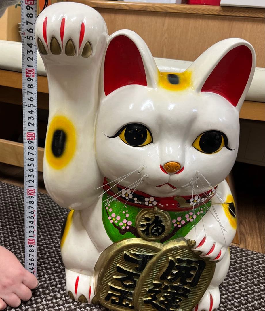陶器製 縁起担ぎに❣️招き猫 幸運を呼ぶ置物　常滑焼　BIGサイズ　右手上げ