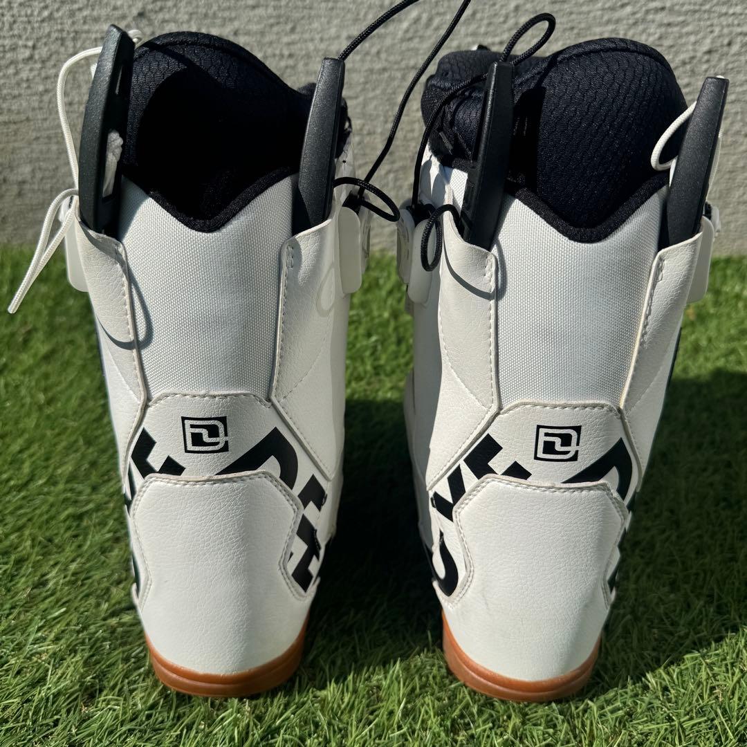 美品 21/22 DEELUXE TEAM ID LTD LARA 22.5cm