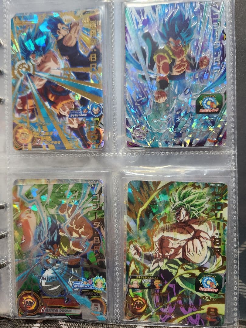 B.ドラゴンボールヒーローズまとめ売り。