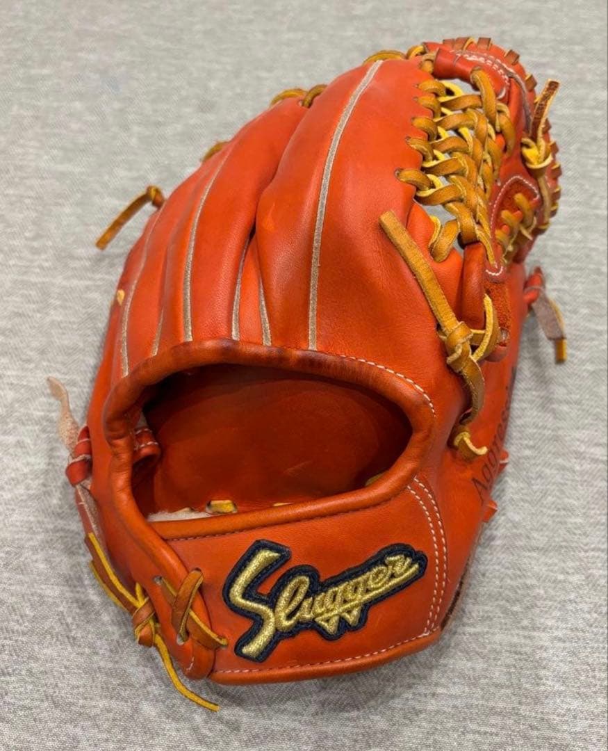 久保田スラッガー・硬式：KSG-T1・軟式用：KSN-24MU・内野手用