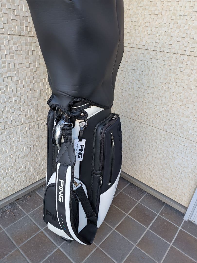 PINGキャディバッグ ホワイト ブラック