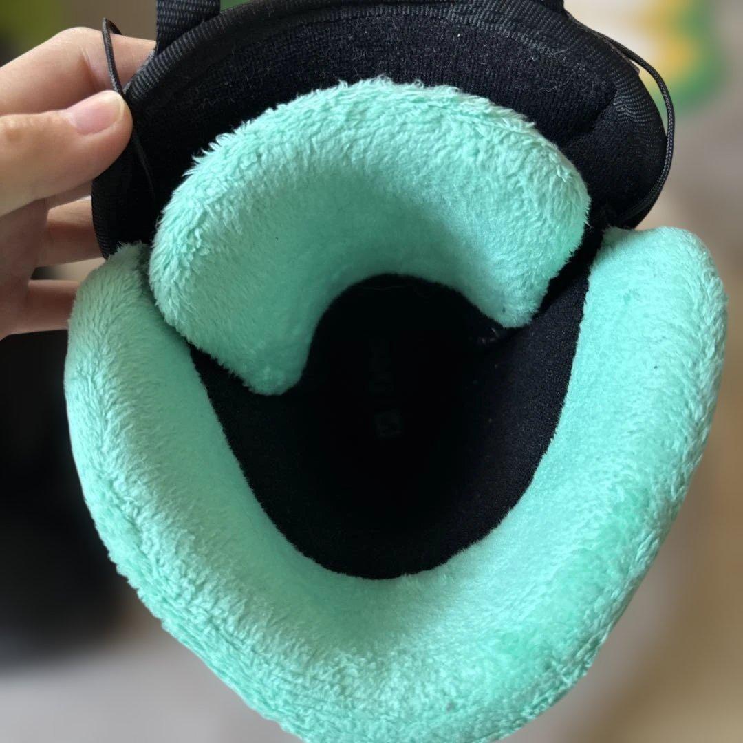 スノーボードブーツ　サロモン