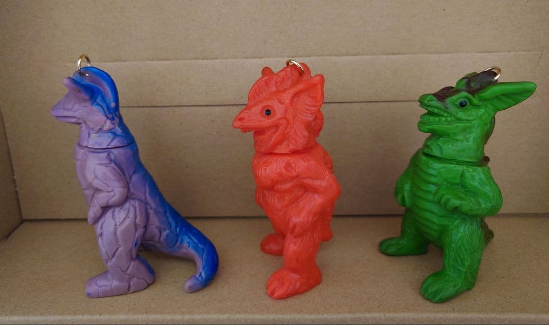 昭和レトロなパチ怪獣ソフビ☆3体☆無版権☆美品