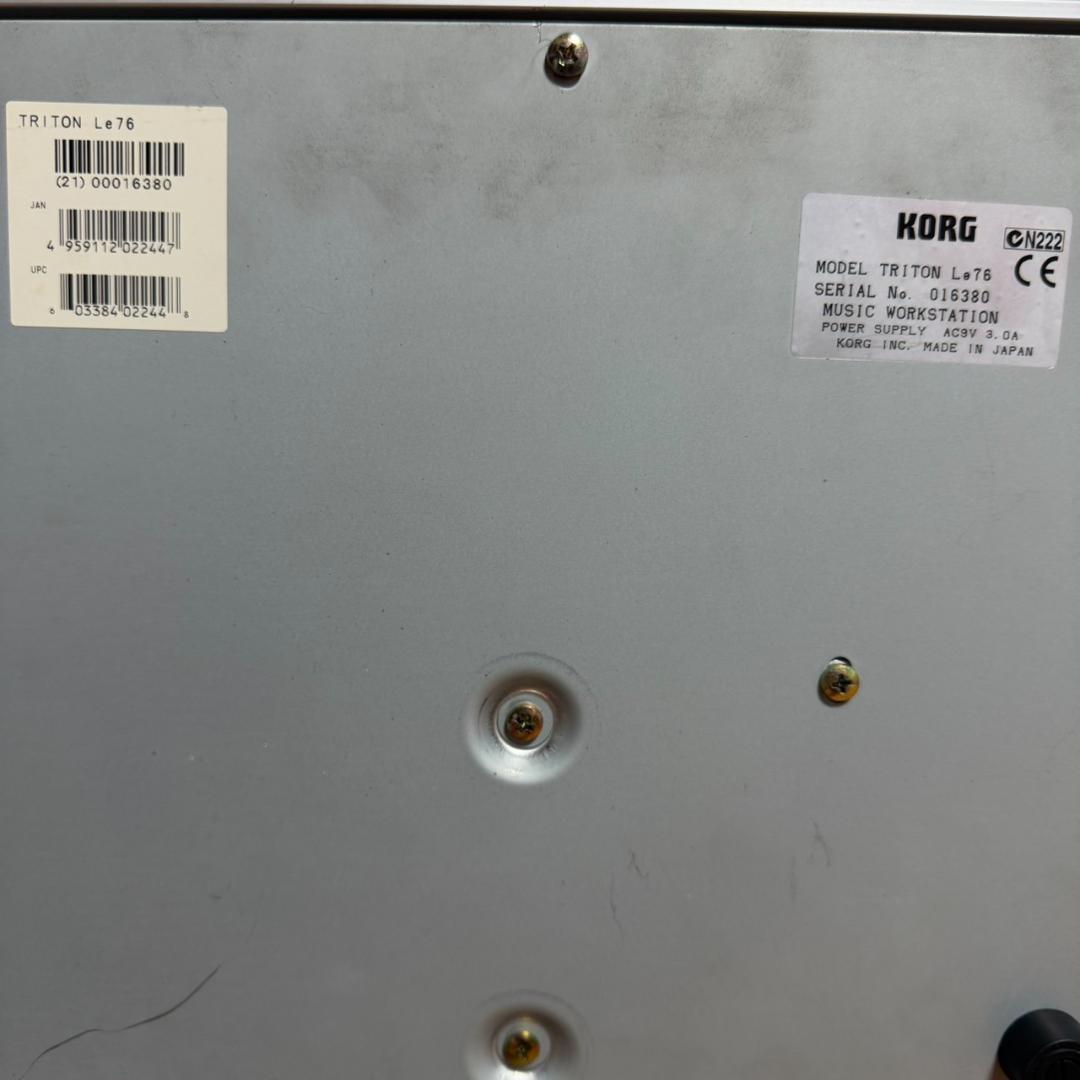 ☆動作品美品 KORG TRITON Le76 76鍵盤シンセサイザー ケース付