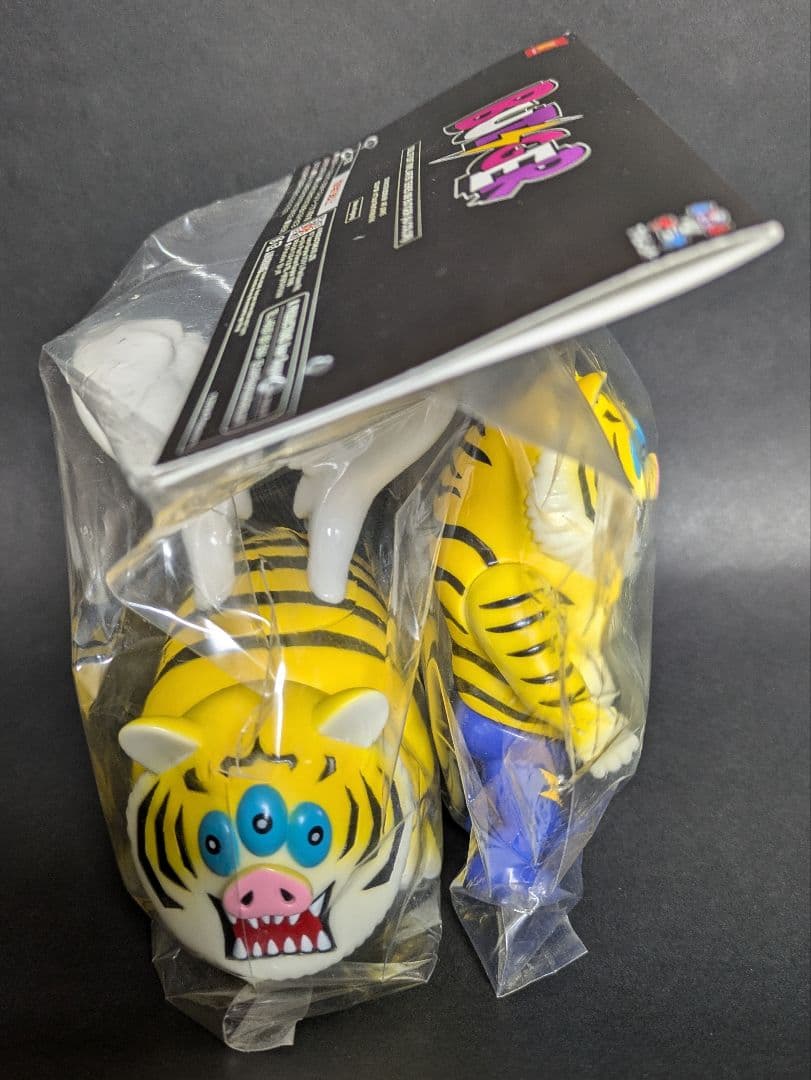 アートジャンキー ブタイガー&フライングブタイガー ソフビ