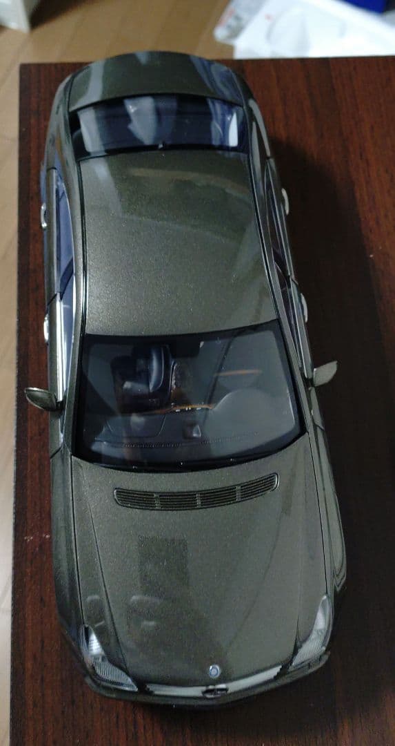ミニカー 京商 KYOSHO 1/18 メルセデスベンツ CLS ダークグレー