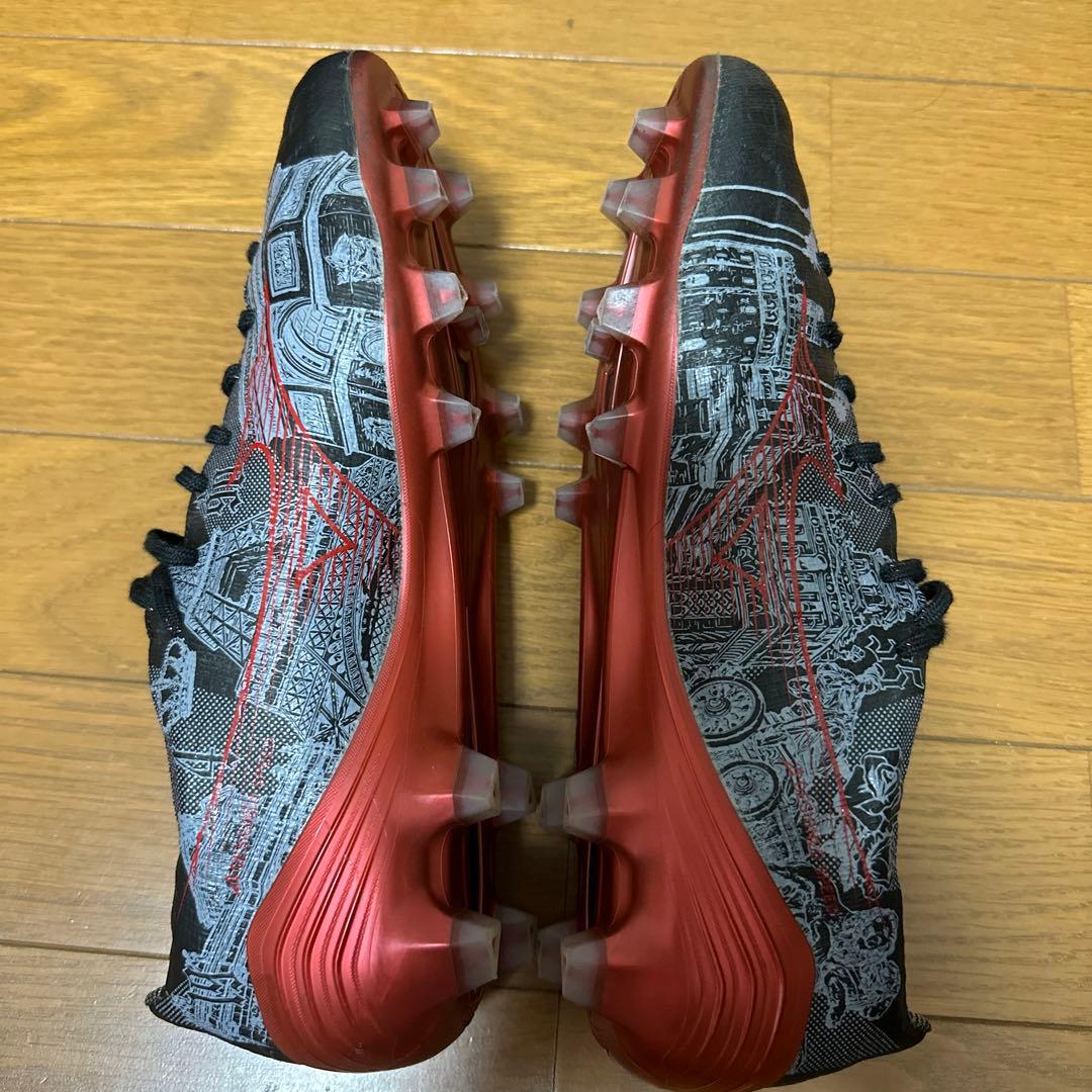 サッカースパイク　セルヒオラモス