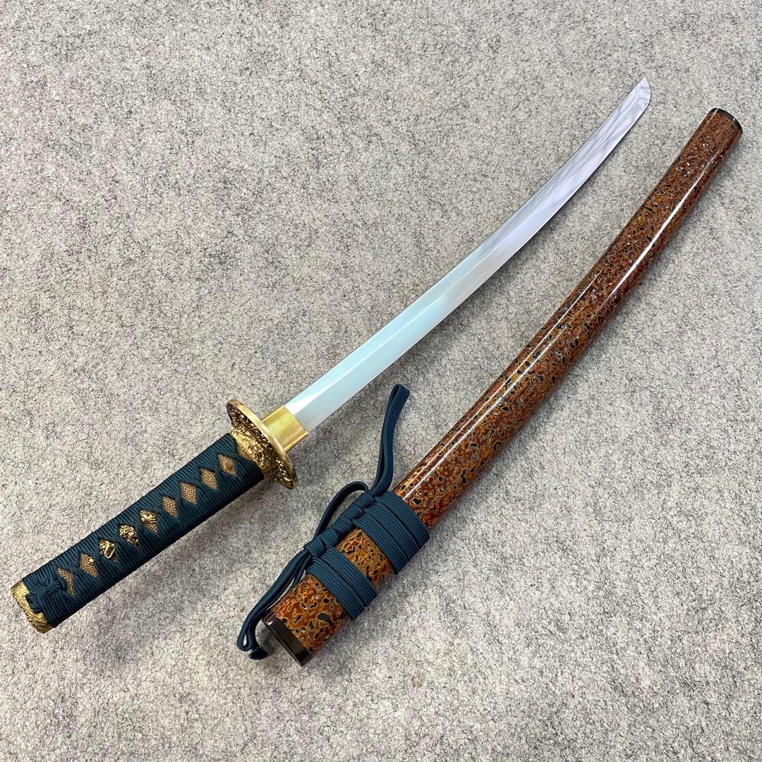 美品 模造刀 津軽塗り 本漆塗 堆朱 大刀 小刀 セット 螺鈿細工 刀袋付き 侍