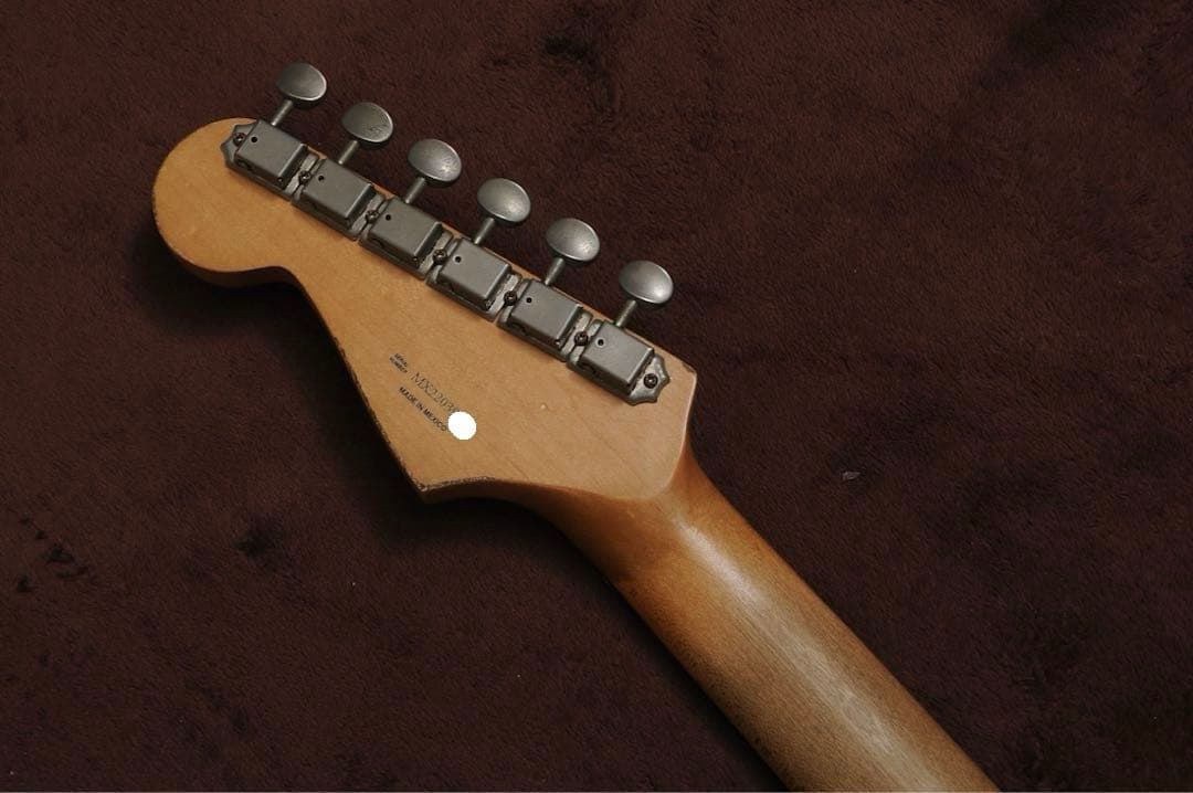 まー坊 Fender Road Worn 60s Strato SSS
