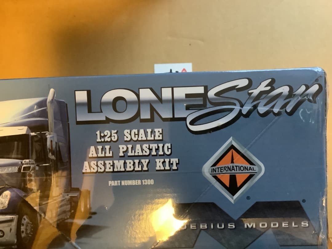 メビウス　MebiusModel インターナショナルローンスター　1/25