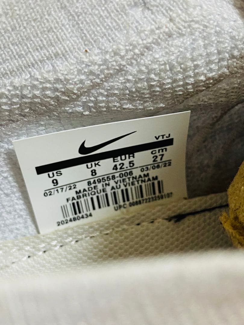 NIKE VAPORMAX ホワイト/レッド