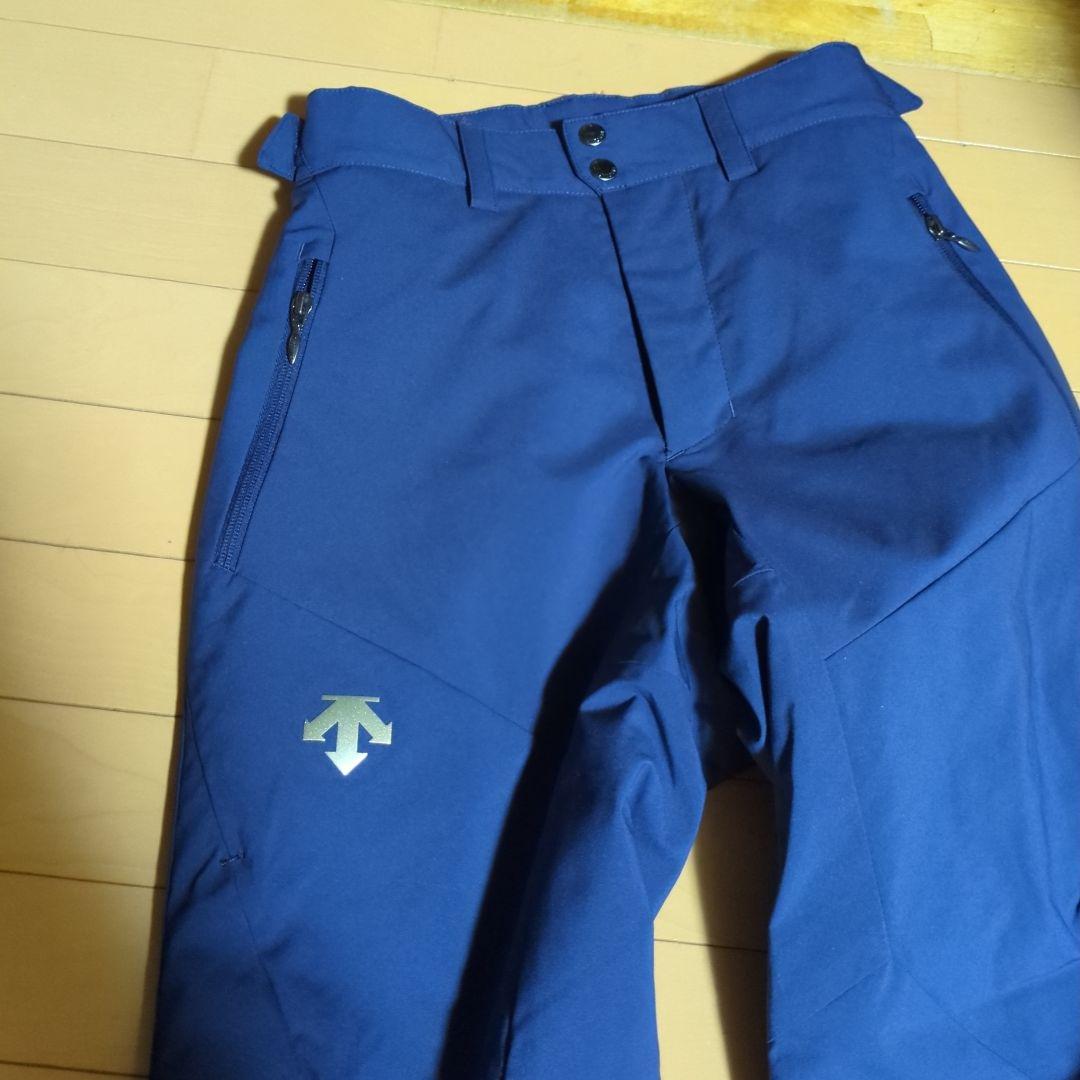 はっぱ　新品未使用　デサント　ネイビー スキーウェア　М　ズボン　パンツ