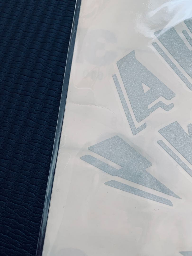 マンウィズ ナンバーカバーとステッカー