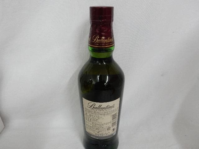 バランタイン17年トリビュートリリース 700ml