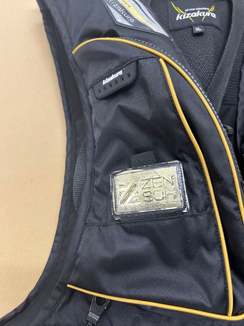 ま*こ様 キザクラ フローティングベストSP Kz-F4黒 XL キャップ付き