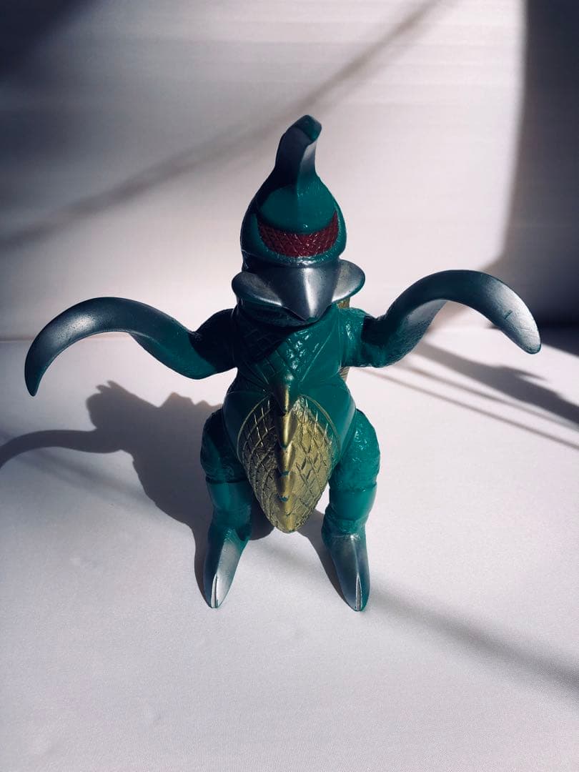 大幅値下げ】ブルマァク ガイガン ソフビ 1970年代1992年復刻ガイガン2体