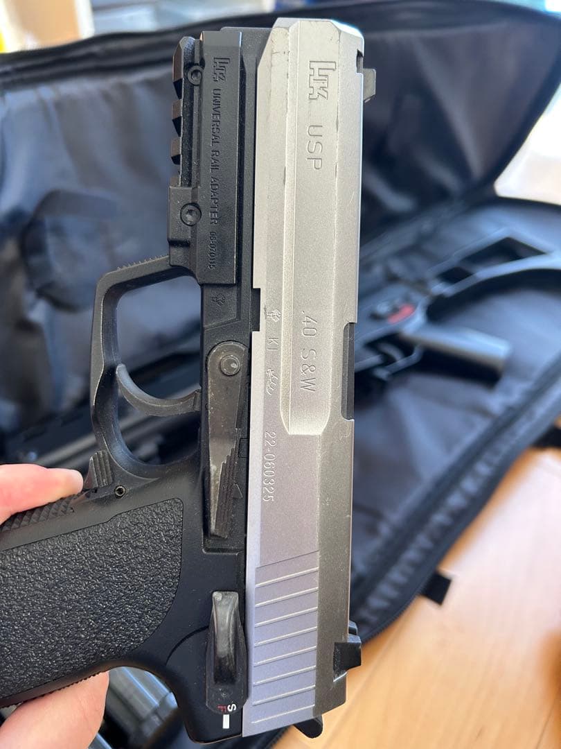 東京マルイg36c 電動ガン18歳以上バッテリー&充電器　電動ハンドガンUSP