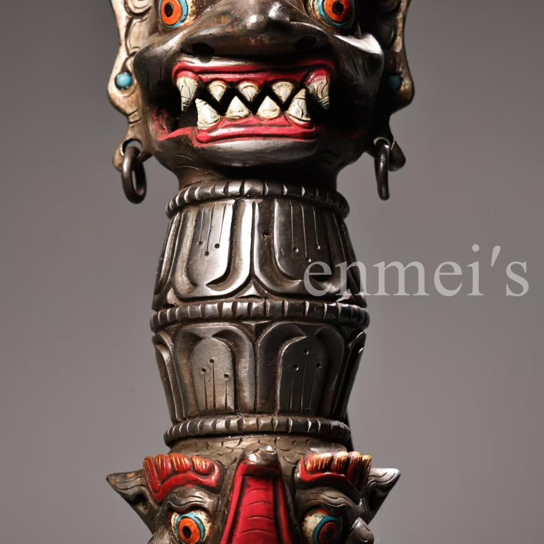 中国古美術・蔵伝工芸・寒鉄彩絵金剛降魔杵・手工錾刻・文房置物・鎮宅辟邪・風水法具