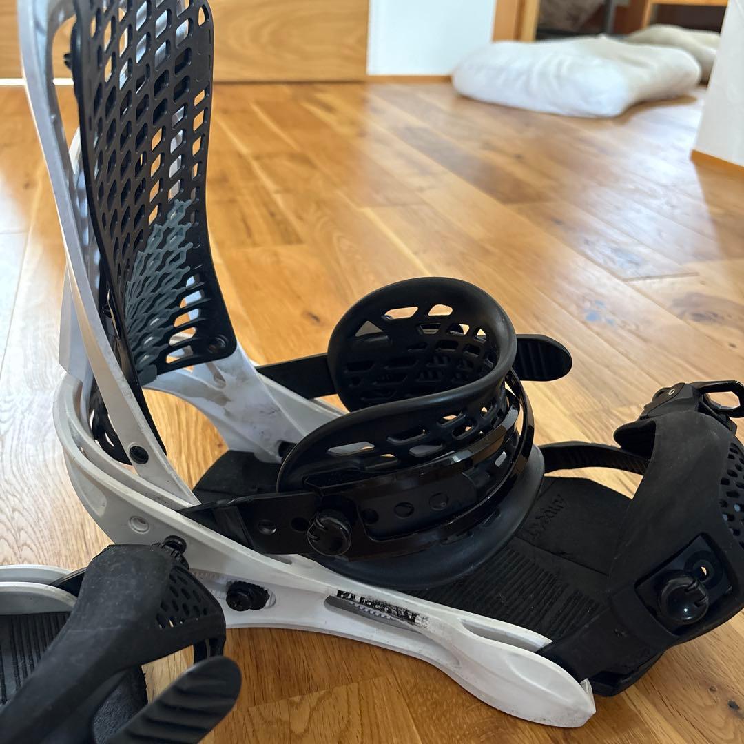 Burton Genesis ビンディング ホワイト/ブラック　Mサイズ