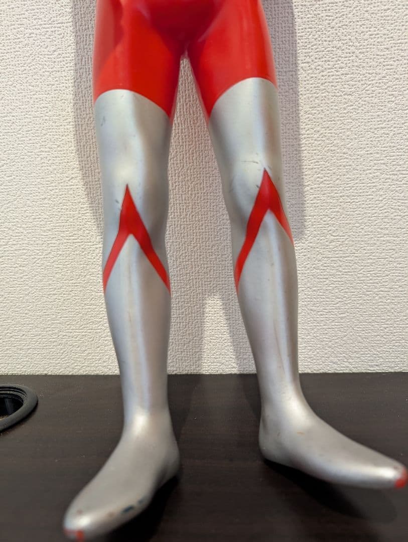平成生まれの高さ46cmの初代ウルトラマン フィギュア