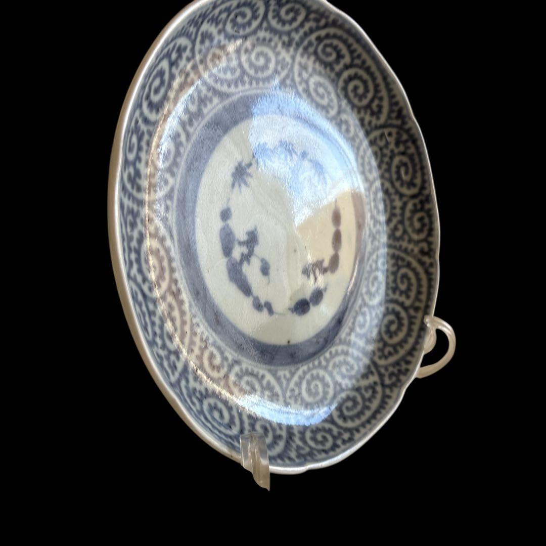 伊万里 有田 染付 印判手 輪花小皿 蛸唐草 見返し蓮弁帯 見込 竹葉 花枝