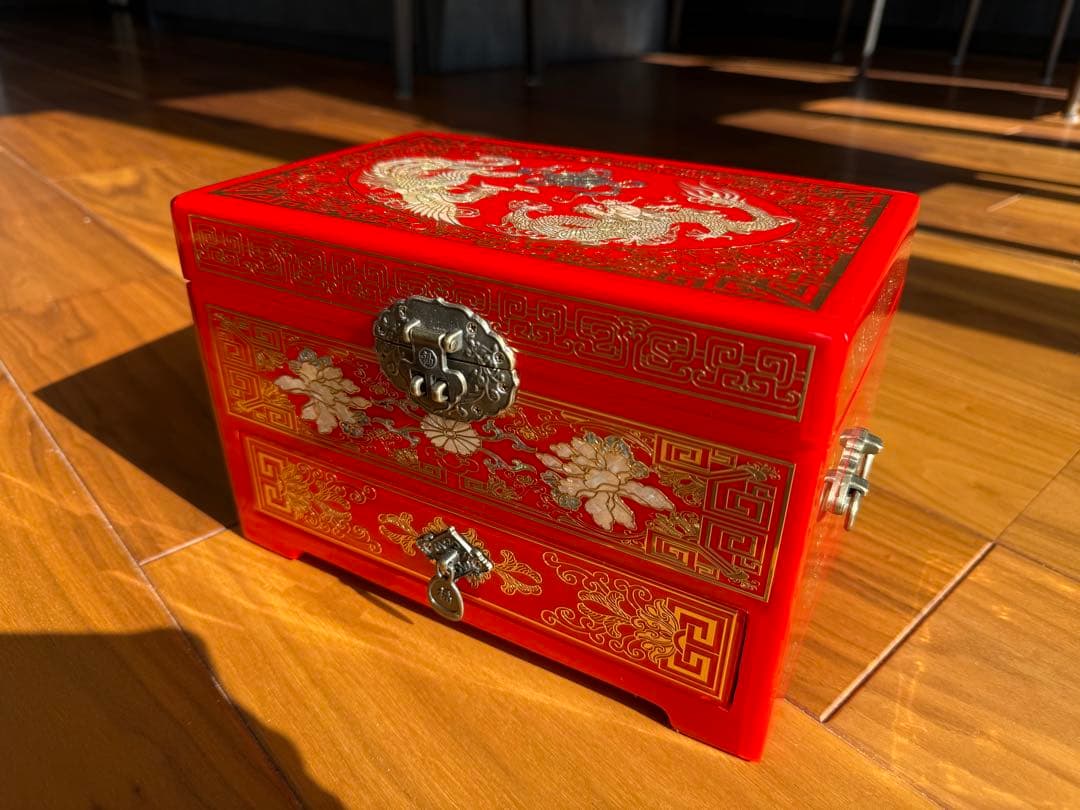 【新品未使用】ジュエリーボックス 漆器 宝石箱 小物入れ アンティーク