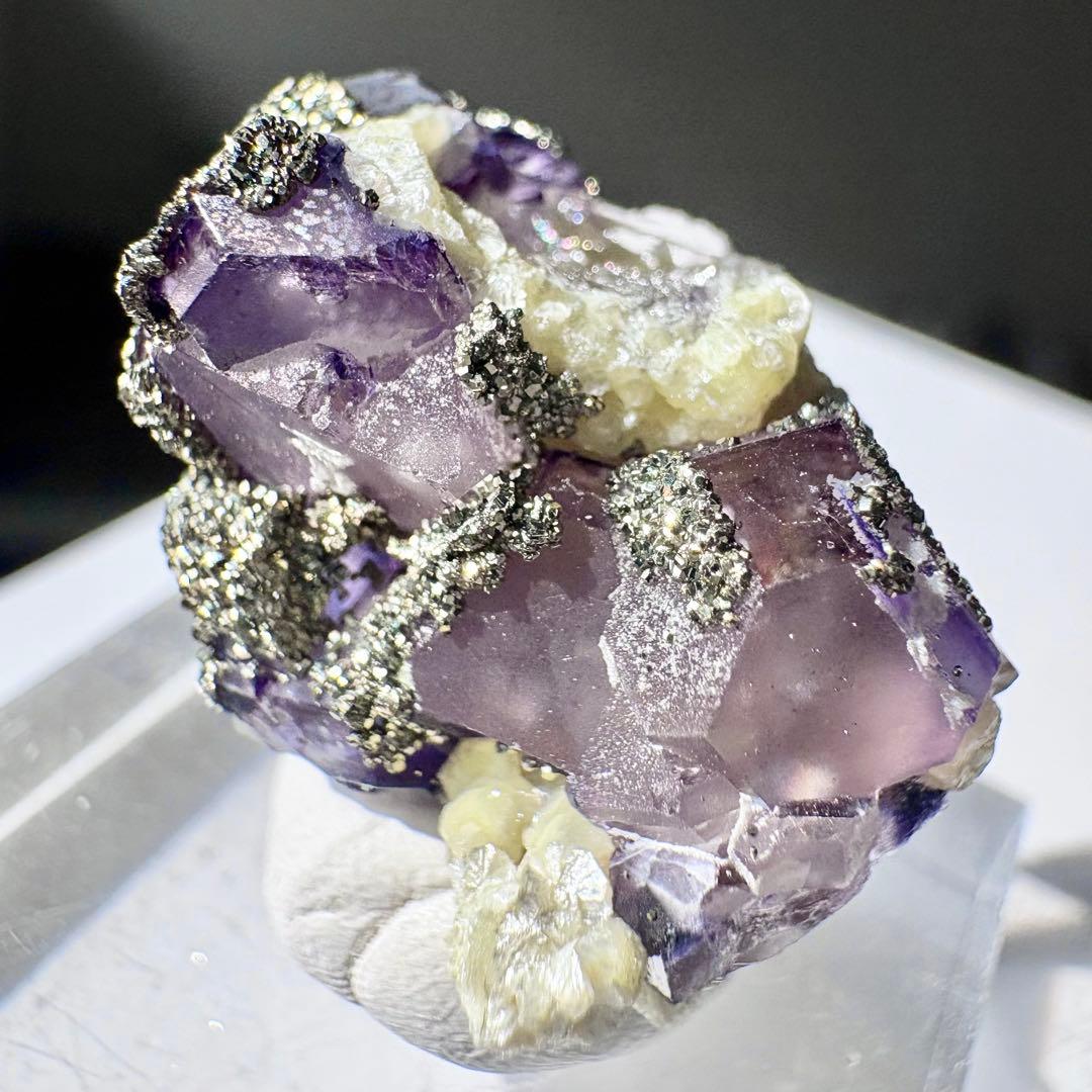 516 中国 内モンゴル産 レアタイプ フローライト&パイライト&クォーツ