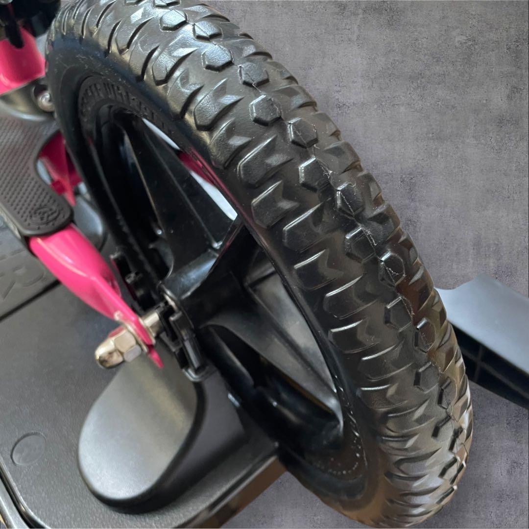 新品　STRIDER ストライダースポーツ ピンク 12インチ ロッキングベース