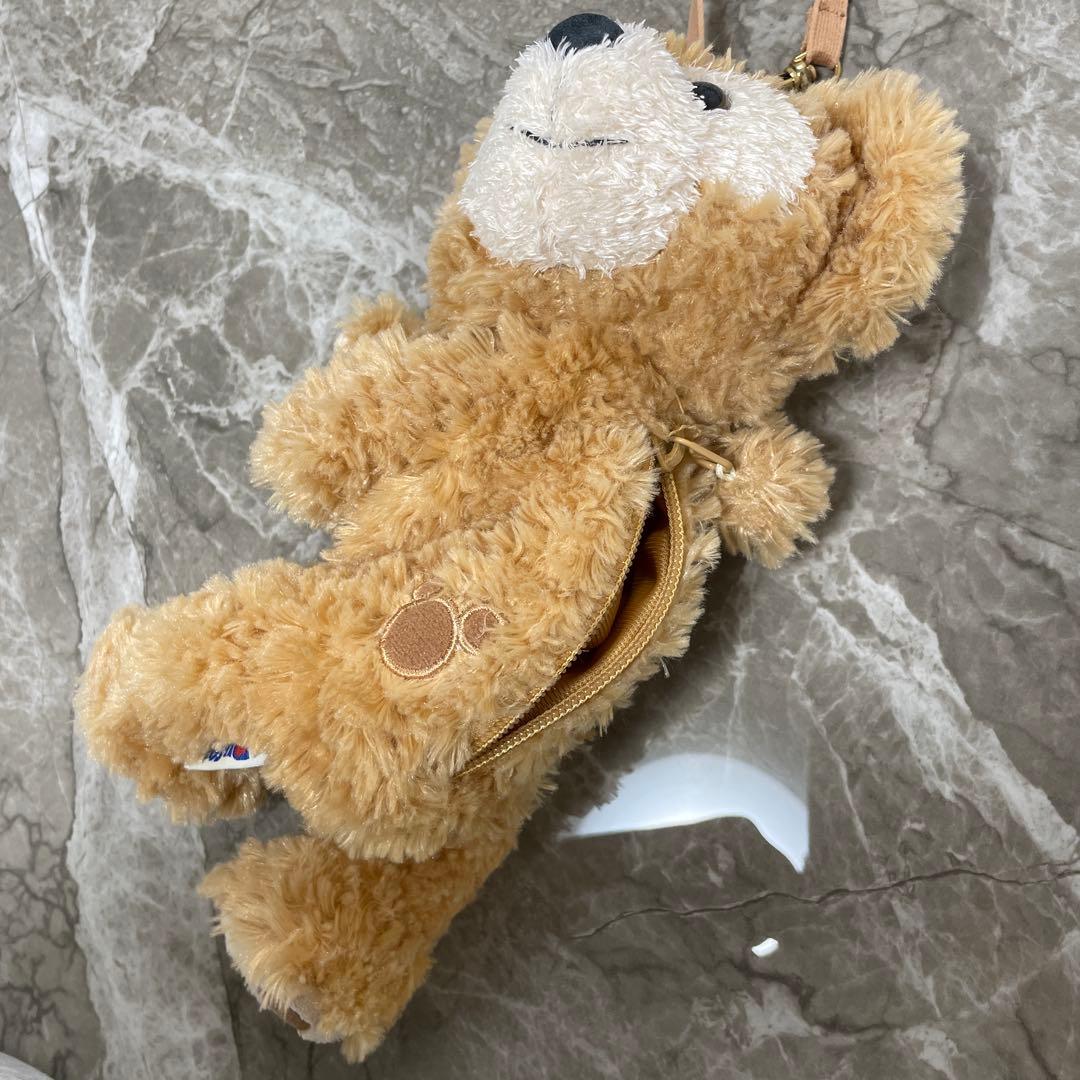 ダッフィー　背中部分に少し物も入ります