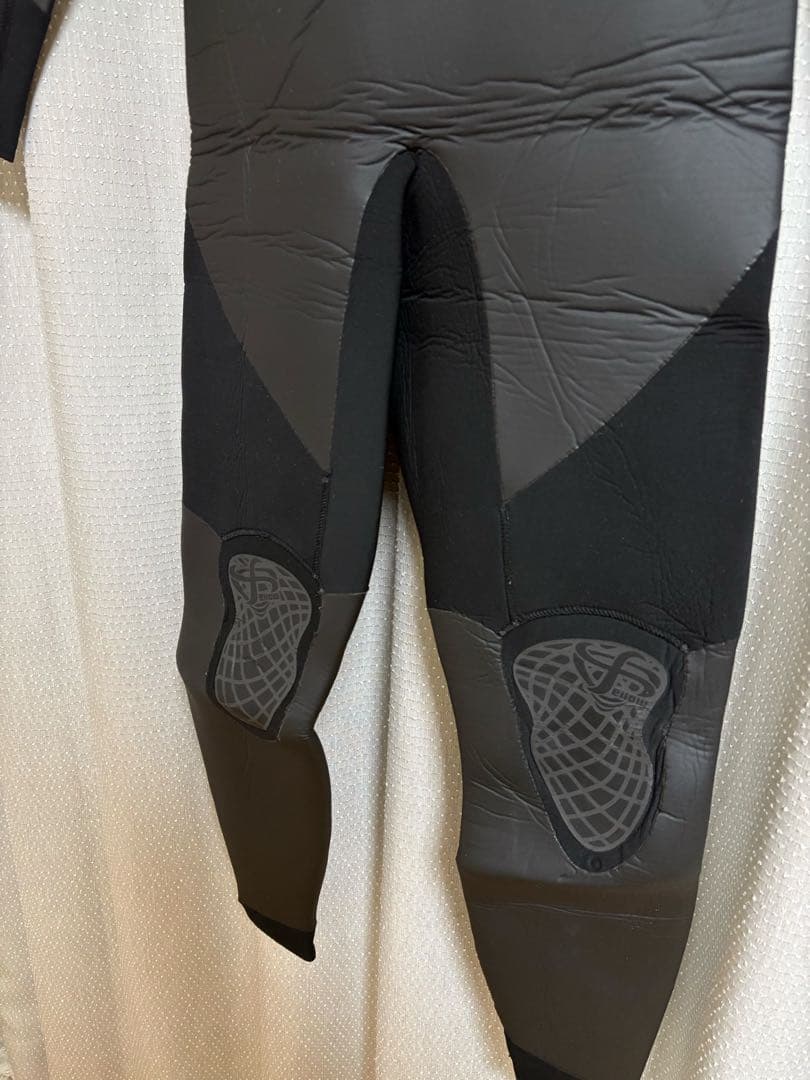 FELLOW SURF(フェロー)5×3mm セミドライ レディースMLBサイズ