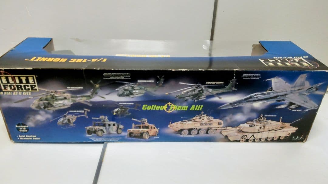 ELITEエリート 1/18 　F18Cホーネット模型