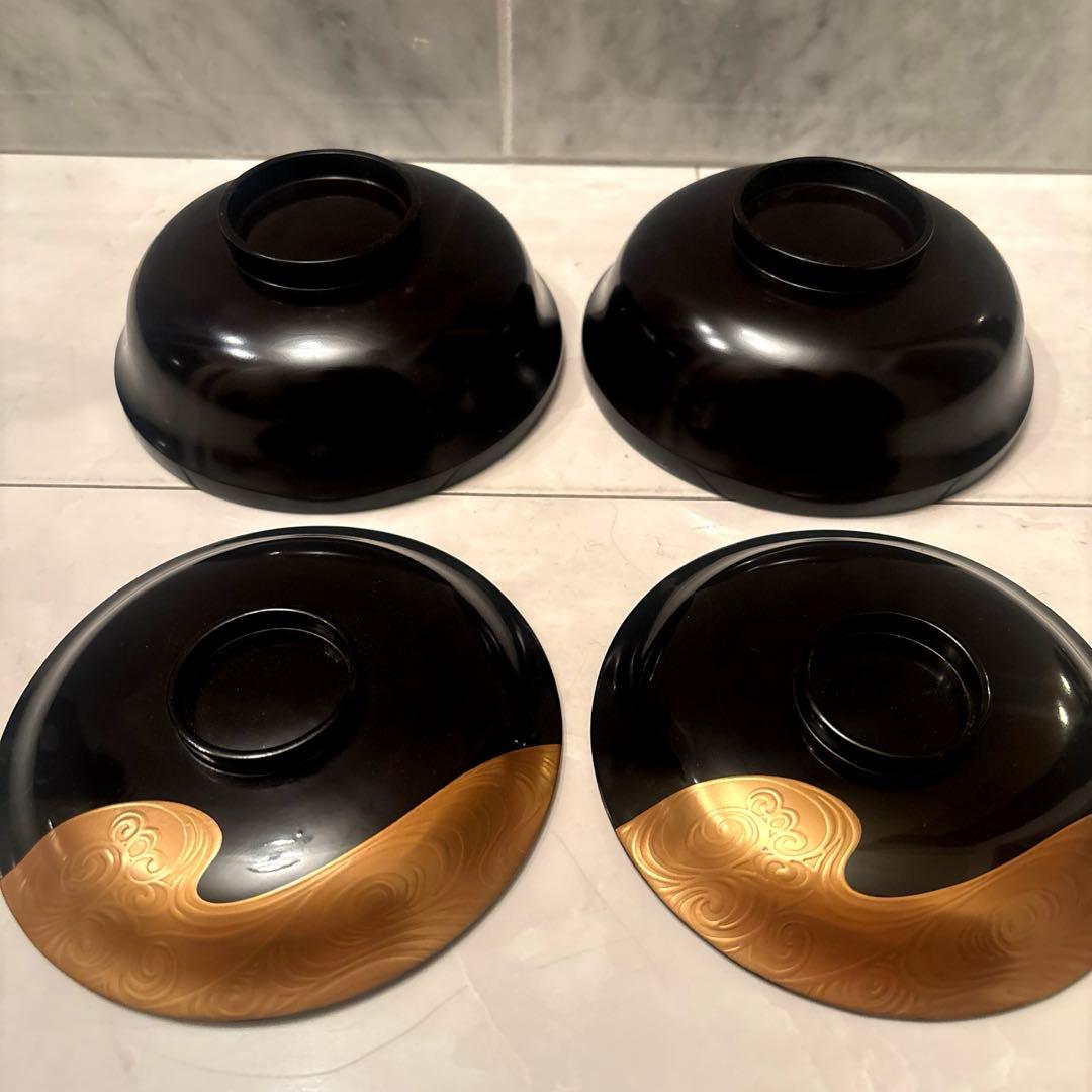 分厚い金彩で日本画のように美しい鶴の絢爛豪華な木製輪島漆塗りお椀2客