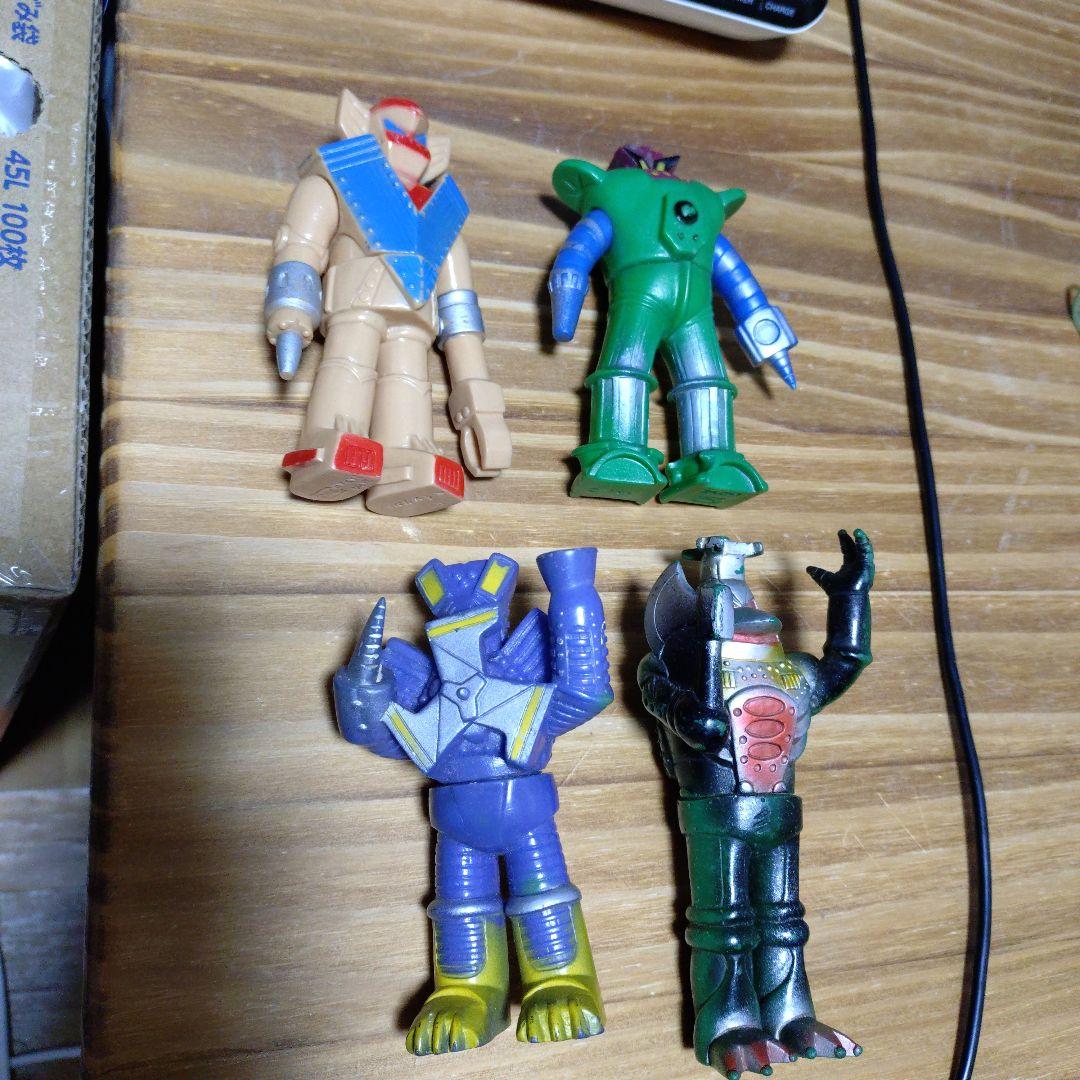 敵ロボソフビ4個セット　マッハバロンより　ブルマァク