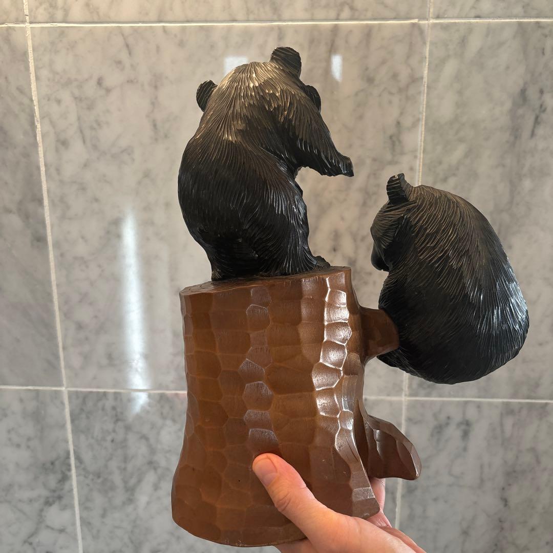 アイヌビンテージ　可愛らしく平和的な瞳に癒される一刀彫りのクマの特大彫刻