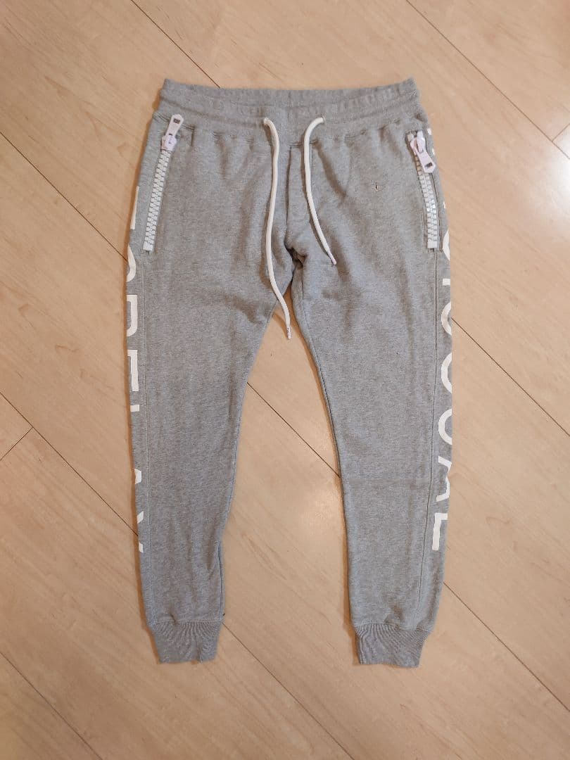 1PIU1UGUALE3 RERAX パーカー セットアップ