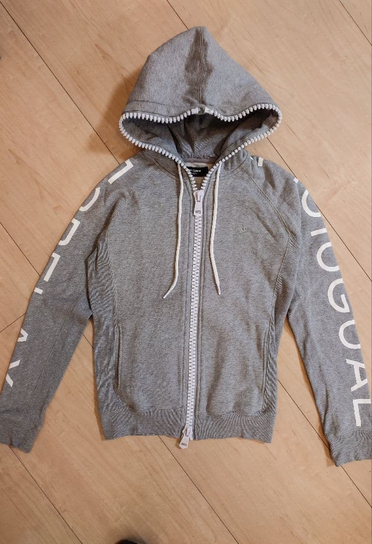 1PIU1UGUALE3 RERAX パーカー セットアップ