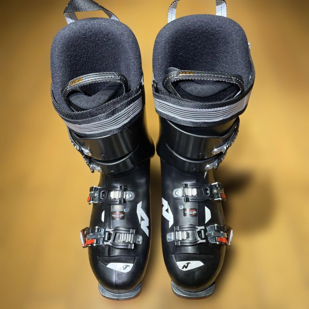 名機NORDICA SPEEDMACHINE100 26.0-26.5cm