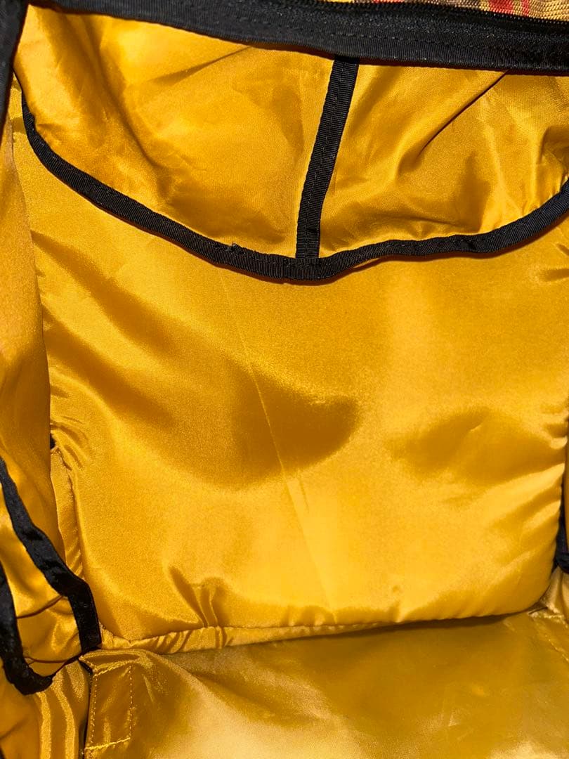 BURTON バートン キャリーバッグ チェック柄 マルチカラー 静音 デザイン