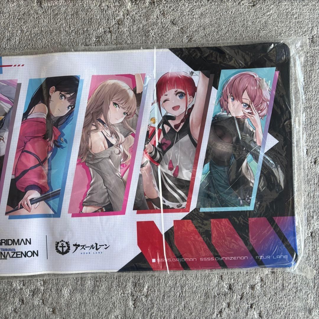 新品未開封品　アズールレーン×グリッドマン　プレイマット　ラバーマット