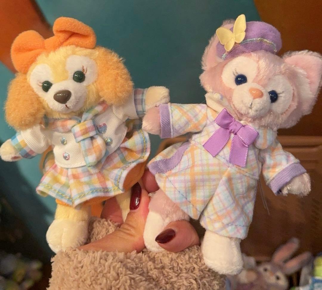 ぬいぐるみバッジ　７種　ダッフィーのハートフェルトレターズオブフレンドシップ