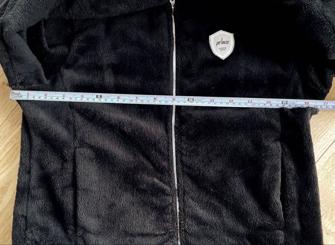 princeプリンス♡【美品】ブラックフリースのフーディジャケットＬ