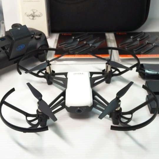 ドローン DJI Tello &コントローラー(T1d) セット