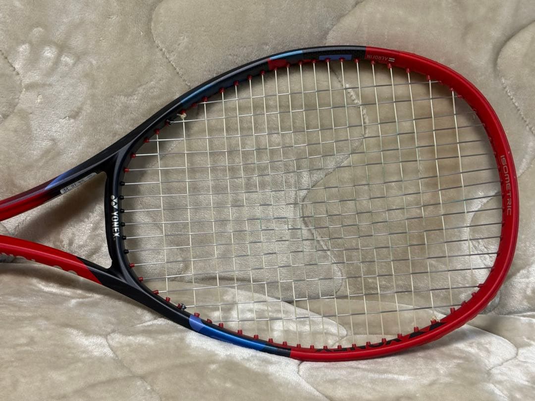 ヨネックス　テニスラケット　Vコア 100 (VCORE 100)