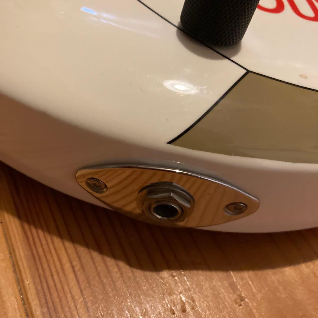 サッカーボール型エレキギター 2010 南アフリカ　ミニギター　トラベルギター