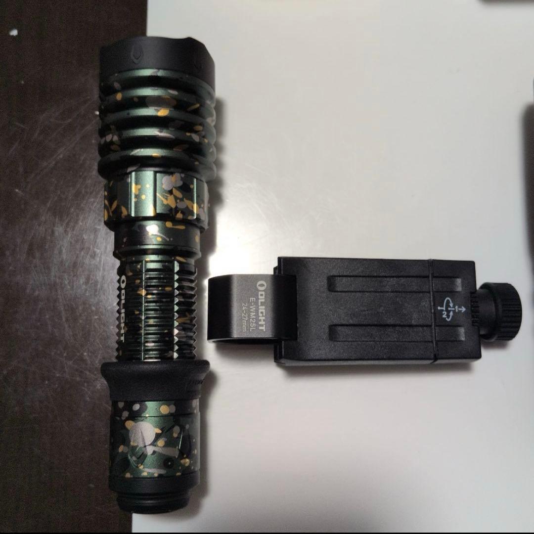 【限定】 OLIGHT WARRIOR X 4 2600ルーメン　限定カラー