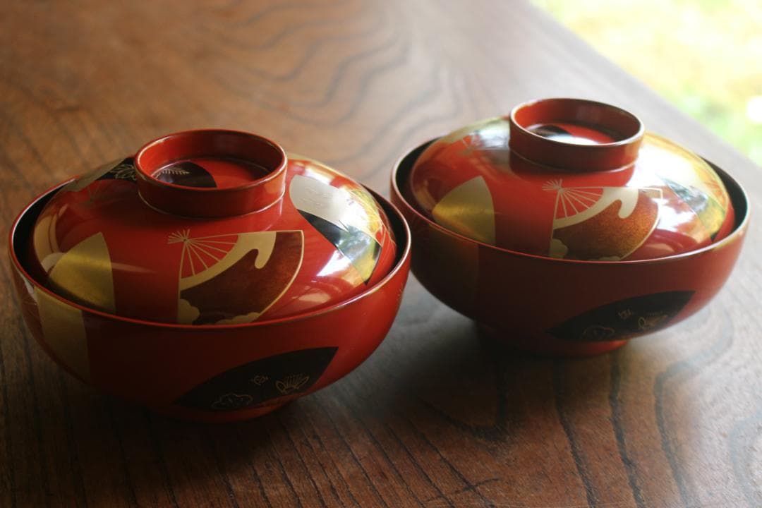 デッドストック！上質朱漆に優美な扇面蒔絵の映える煮物椀2点（検輪島塗雑煮椀